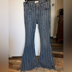 Stripped flare jeans, size 27, comfy